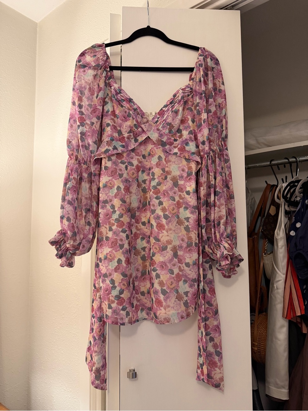 NWT Lena Lilac Floral Sheer Cinch Long Sleeve Sweetheart Mini Dress - Size S